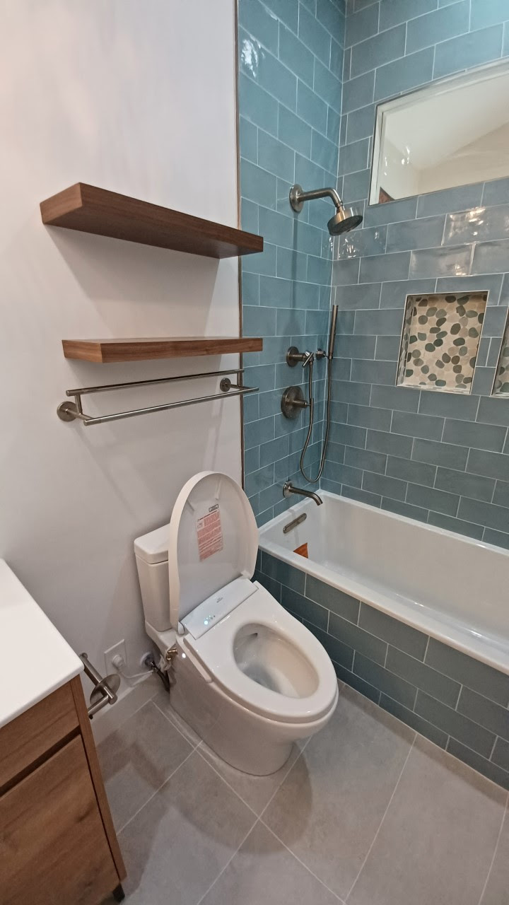 Bathroom view 3
